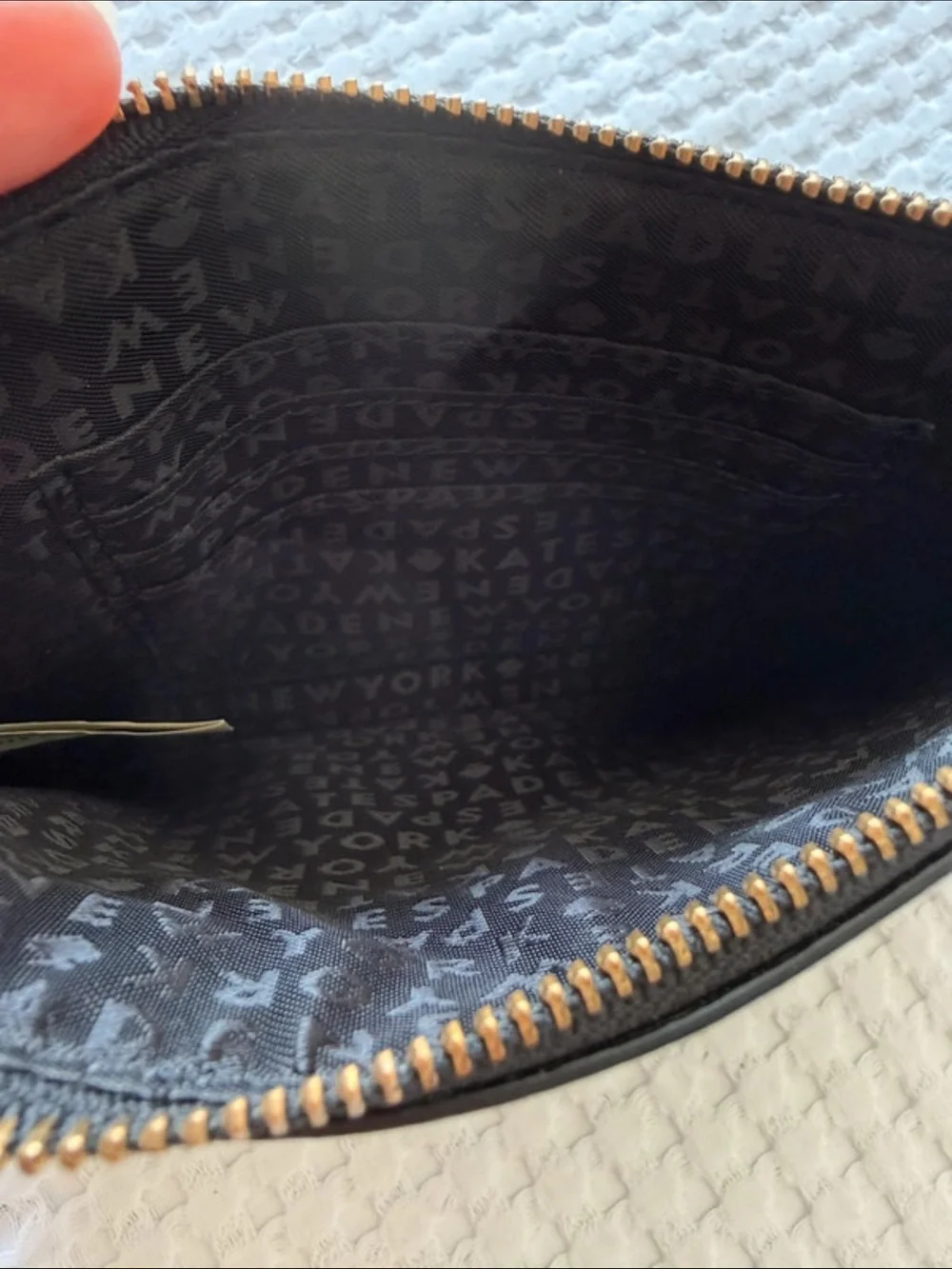 Kate Spade Tinie Laurel Way Wristlet Black Leather WLRU2677